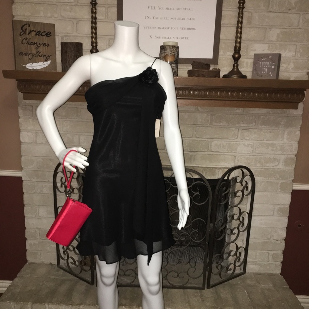 Forever 21 black dress